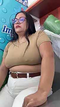 Sol biglips online show from November 24, 2025, 4:18 pm