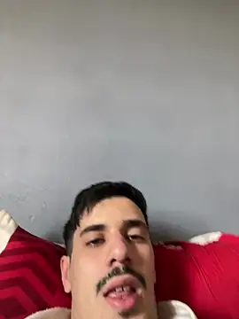 rEdmonDAndeR online show from April 2, 2026, 12:23 pm