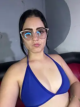 Azuna25 online show from March 19, 2026, 6:52 pm