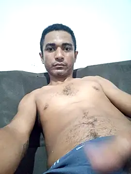 Snapshot of blackbr22 chatting on April 20, 2026, 2:14 am blackbr22 online show from April 20, 2026, 2:14 am