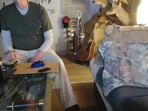 Bramro409 online show from October 31, 2025, 12:18 am