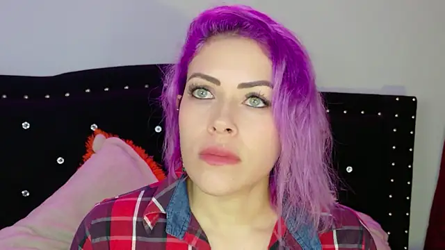 Snapshot of Natalia_Montoya chatting on May 13, 2026, 2:07 am Natalia Montoya online show from May 13, 2026, 2:07 am