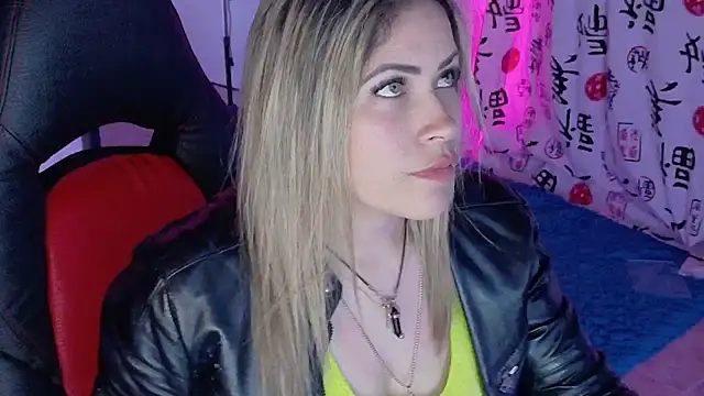 Natalia Montoya online show from October 22, 2025, 12:21 am