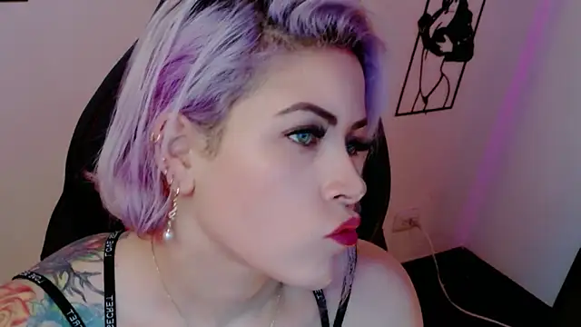 Snapshot of Natalia_Montoya chatting on March 4, 2026, 9:00 pm Natalia Montoya online show from March 4, 2026, 9:00 pm