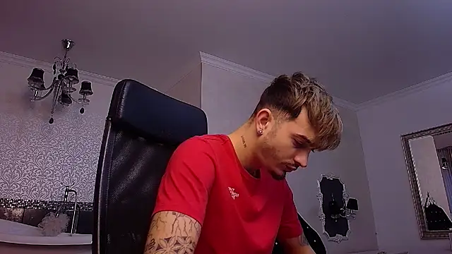 Snapshot of BrandonTate chatting on November 29, 2025, 11:43 am BrandonTate online show from November 29, 2025, 11:43 am