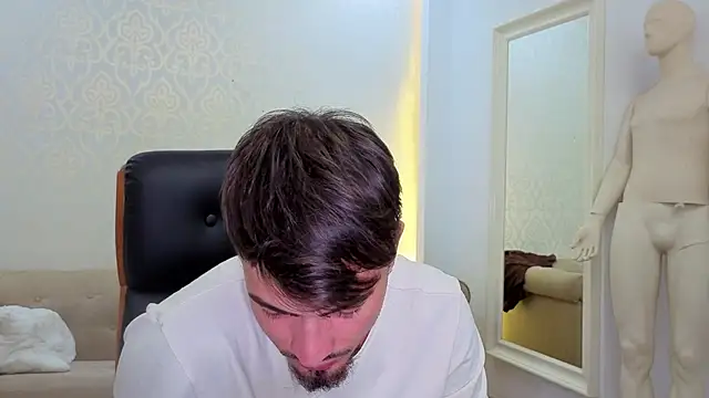 Snapshot of BrandonTate chatting on July 21, 2026, 6:42 pm BrandonTate online show from July 21, 2026, 6:42 pm
