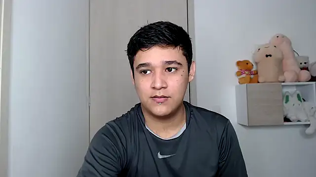 Snapshot of kaiine190 chatting on October 16, 2025, 8:28 pm kaiine190 online show from October 16, 2025, 8:28 pm