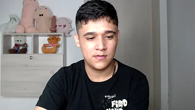 Snapshot of kaiine190 chatting on November 8, 2025, 7:01 am kaiine190 online show from November 8, 2025, 7:01 am