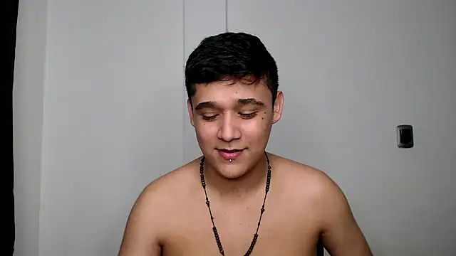 Snapshot of kaiine190 chatting on September 15, 2025, 7:09 am kaiine190 online show from September 15, 2025, 7:09 am