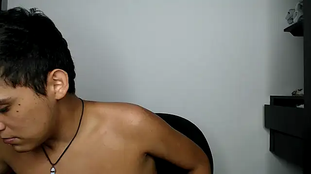 kaiine190 online show from April 18, 2026, 8:49 am