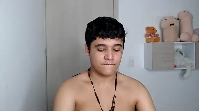 Snapshot of kaiine190 chatting on October 19, 2025, 11:02 am kaiine190 online show from October 19, 2025, 11:02 am