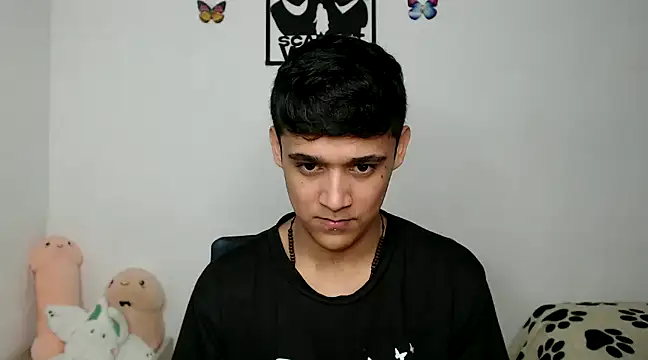 Snapshot of kaiine190 chatting on February 19, 2025, 6:33 am kaiine190 online show from February 19, 2025, 6:33 am