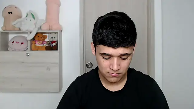 Snapshot of kaiine190 chatting on November 26, 2025, 7:14 pm kaiine190 online show from November 26, 2025, 7:14 pm