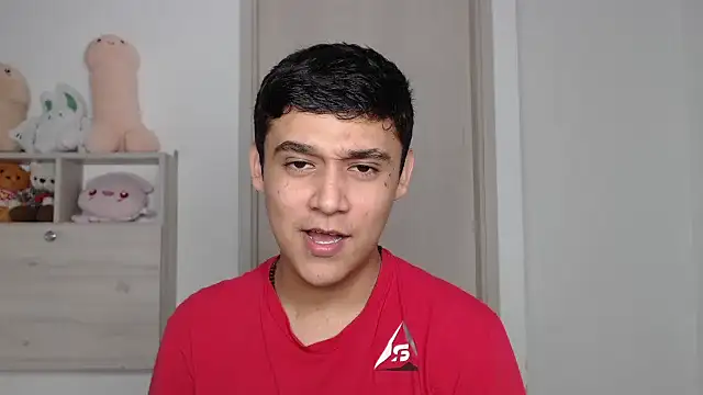 Snapshot of kaiine190 chatting on December 18, 2025, 8:19 am kaiine190 online show from December 18, 2025, 8:19 am