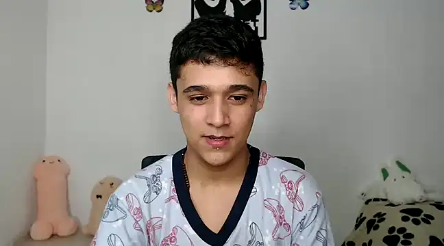 Snapshot of kaiine190 chatting on February 17, 2025, 8:19 am kaiine190 online show from February 17, 2025, 8:19 am