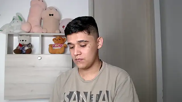 Snapshot of kaiine190 chatting on November 6, 2025, 6:28 am kaiine190 online show from November 6, 2025, 6:28 am