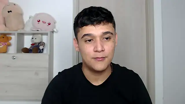 Snapshot of kaiine190 chatting on November 14, 2025, 10:02 pm kaiine190 online show from November 14, 2025, 10:02 pm