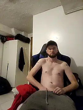 Snapshot of Talenjames4 chatting on October 29, 2025, 4:39 pm Talenjames4 online show from October 29, 2025, 4:39 pm