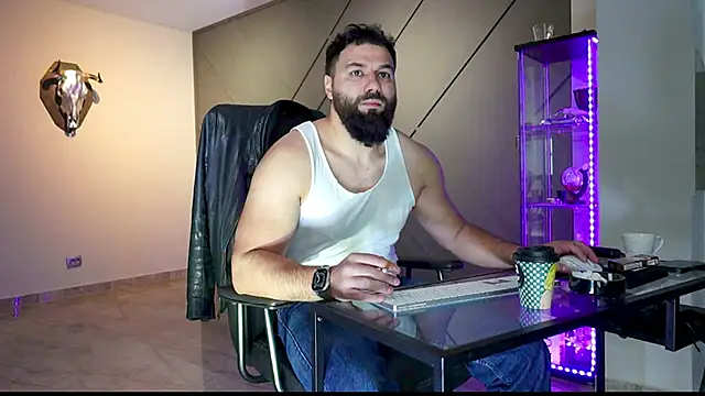 Snapshot of mattmasterss chatting on March 13, 2025, 8:37 am mattmasterss online show from March 13, 2025, 8:37 am