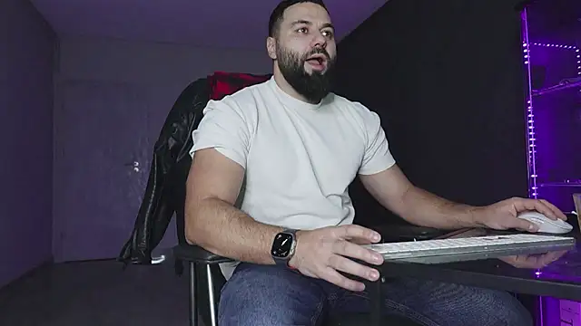 Snapshot of mattmasterss chatting on February 9, 2026, 3:26 am mattmasterss online show from February 9, 2026, 3:26 am