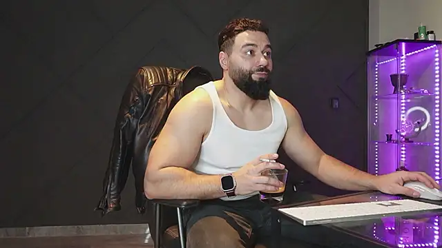 mattmasterss online show from March 3, 2026, 10:28 pm