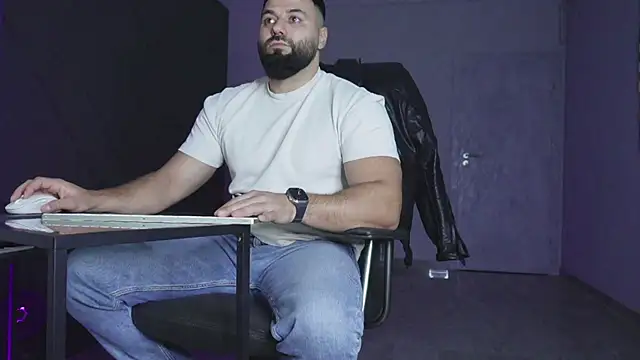 Snapshot of mattmasterss chatting on January 10, 2026, 7:09 pm mattmasterss online show from January 10, 2026, 7:09 pm