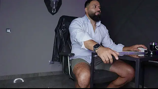 Snapshot of mattmasterss chatting on September 11, 2025, 6:08 pm mattmasterss online show from September 11, 2025, 6:08 pm