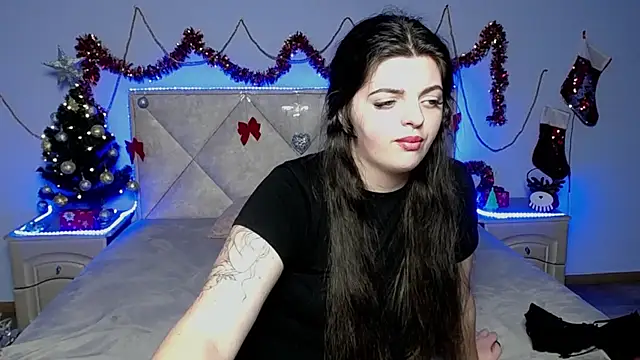 PamDares online show from December 10, 2024, 5:11 pm