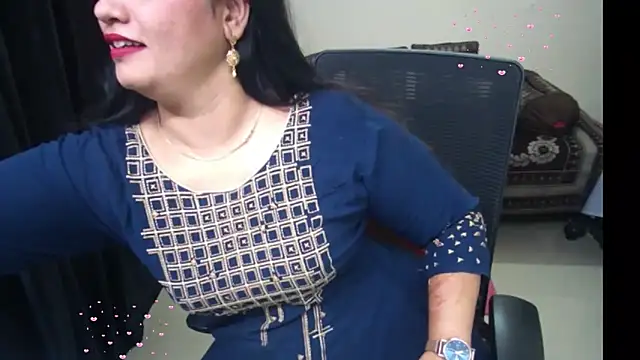 Snapshot of Arushisingh8888 chatting on June 3, 2026, 9:54 am Arushisingh8888 online show from June 3, 2026, 9:54 am