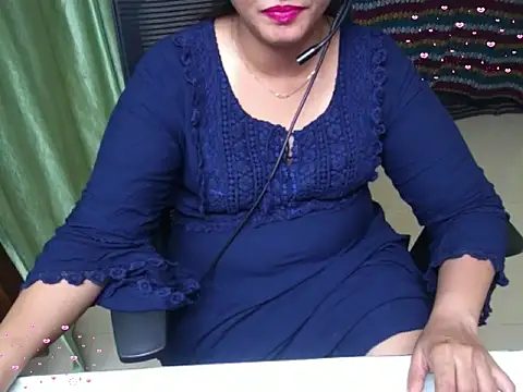 Snapshot of Arushisingh8888 chatting on November 7, 2025, 2:21 pm Arushisingh8888 online show from November 7, 2025, 2:21 pm