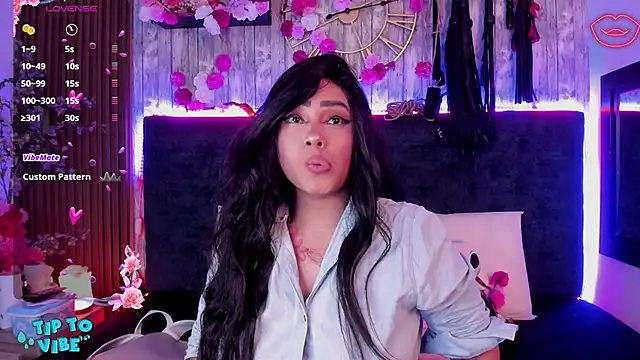 Neko Misaki online show from November 20, 2025, 2:29 pm