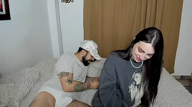 Snapshot of teseo_and_afroditha_ chatting on March 15, 2025, 6:58 am teseo and afroditha online show from March 15, 2025, 6:58 am