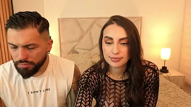 Snapshot of teseo_and_afroditha_ chatting on October 22, 2025, 4:01 am teseo and afroditha online show from October 22, 2025, 4:01 am