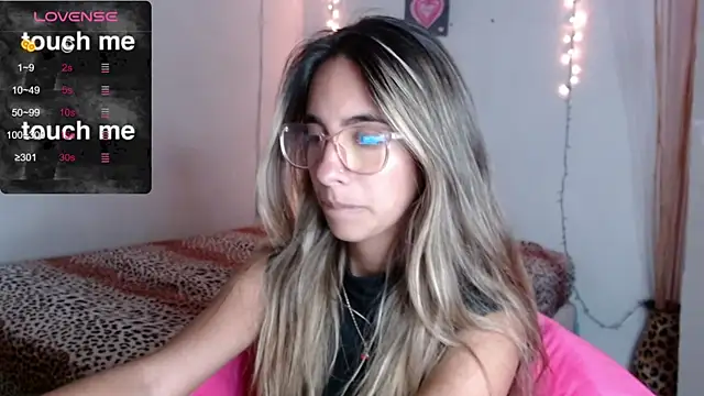 MitchWilson1 online show from October 24, 2025, 12:09 am