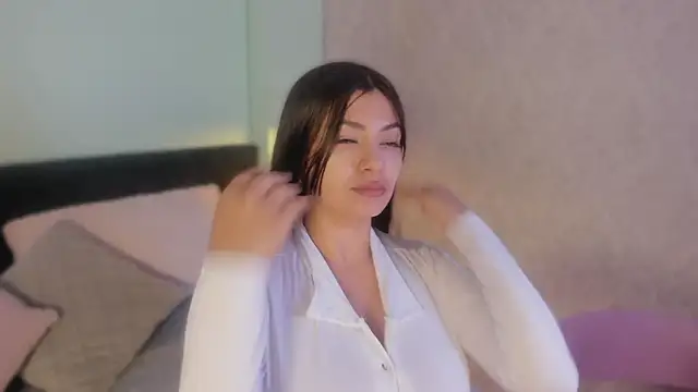 Snapshot of EvaaStevens chatting on November 6, 2025, 12:42 pm EvaaStevens online show from November 6, 2025, 12:42 pm