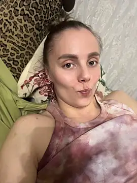 Snapshot of AlisaKissss chatting on May 26, 2026, 8:18 pm AlisaKissss online show from May 26, 2026, 8:18 pm