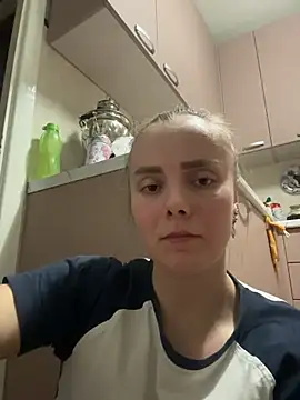 Snapshot of AlisaKissss chatting on March 14, 2026, 7:53 pm AlisaKissss online show from March 14, 2026, 7:53 pm