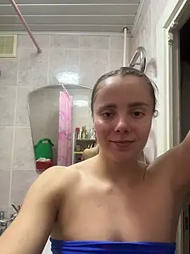 Snapshot of AlisaKissss chatting on December 16, 2025, 7:07 pm AlisaKissss online show from December 16, 2025, 7:07 pm