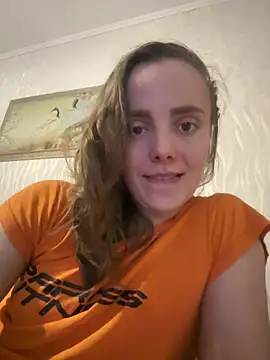 Snapshot of AlisaKissss chatting on March 21, 2025, 7:35 pm AlisaKissss online show from March 21, 2025, 7:35 pm