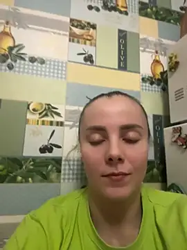 Snapshot of AlisaKissss chatting on April 17, 2026, 7:17 pm AlisaKissss online show from April 17, 2026, 7:17 pm