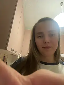 Snapshot of AlisaKissss chatting on March 7, 2026, 7:19 pm AlisaKissss online show from March 7, 2026, 7:19 pm