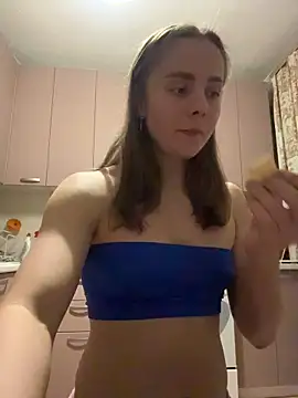 Snapshot of AlisaKissss chatting on December 5, 2025, 7:34 pm AlisaKissss online show from December 5, 2025, 7:34 pm