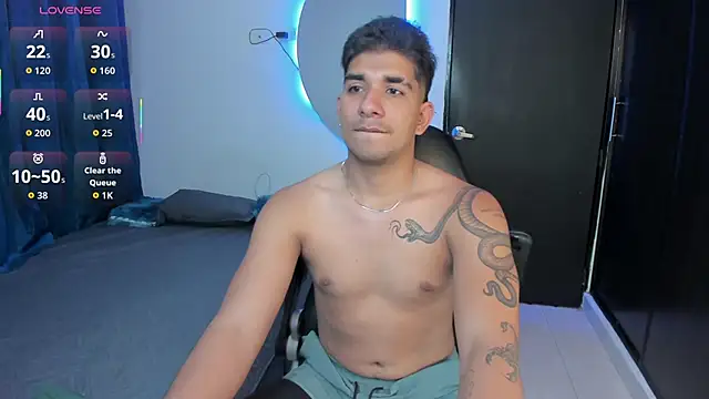 valentino santoss online show from November 17, 2025, 11:31 pm