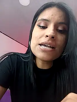 Snapshot of _elektrah chatting on October 2, 2025, 7:06 pm  elektrah online show from October 2, 2025, 7:06 pm