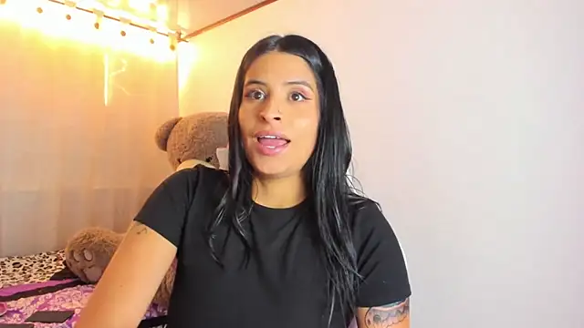 Snapshot of _elektrah chatting on September 12, 2025, 10:09 pm  elektrah online show from September 12, 2025, 10:09 pm