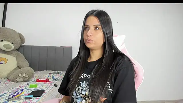 Snapshot of _elektrah chatting on March 10, 2025, 9:07 pm  elektrah online show from March 10, 2025, 9:07 pm