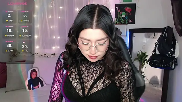 mily thomson b  online show from October 2, 2025, 2:59 am