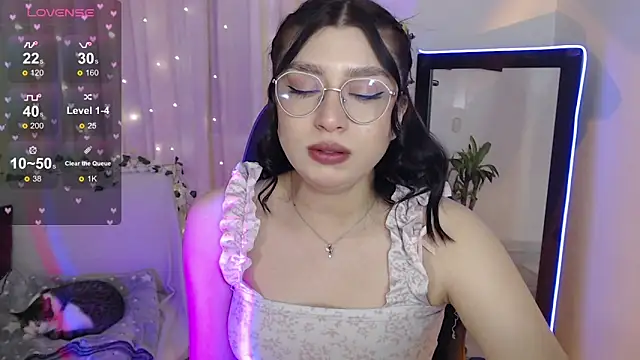 mily thomson b  online show from November 2, 2025, 6:46 pm