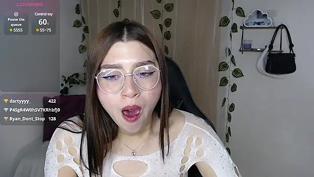 mily thomson b  online show from March 6, 2025, 1:05 am