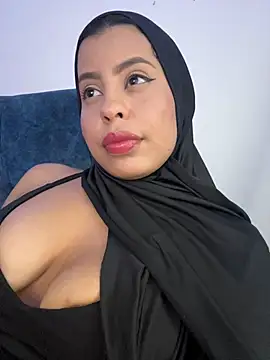 Snapshot of JannaNader12 chatting on February 8, 2025, 2:15 am JannaNader12 online show from February 8, 2025, 2:15 am